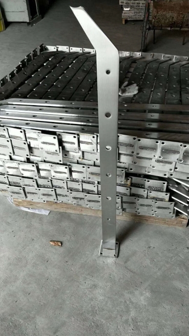 304不鏽鋼欄杆柱子